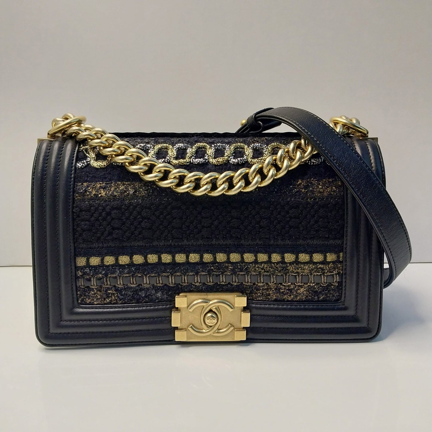 BLACK LEATHER BRAIDED TWEED MEDIUM BOY HANDBAG