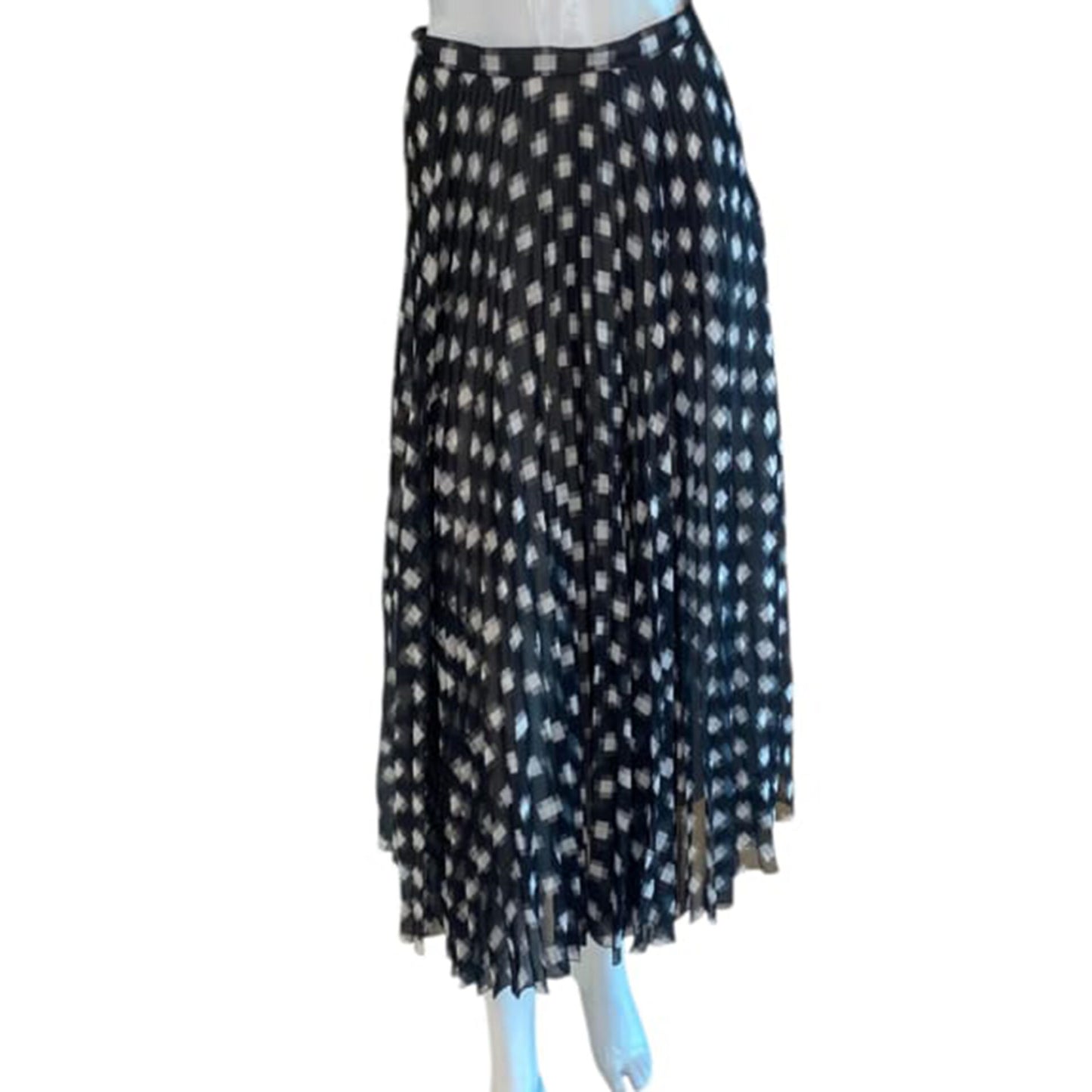 BLACK MID LENGTH SKIRT