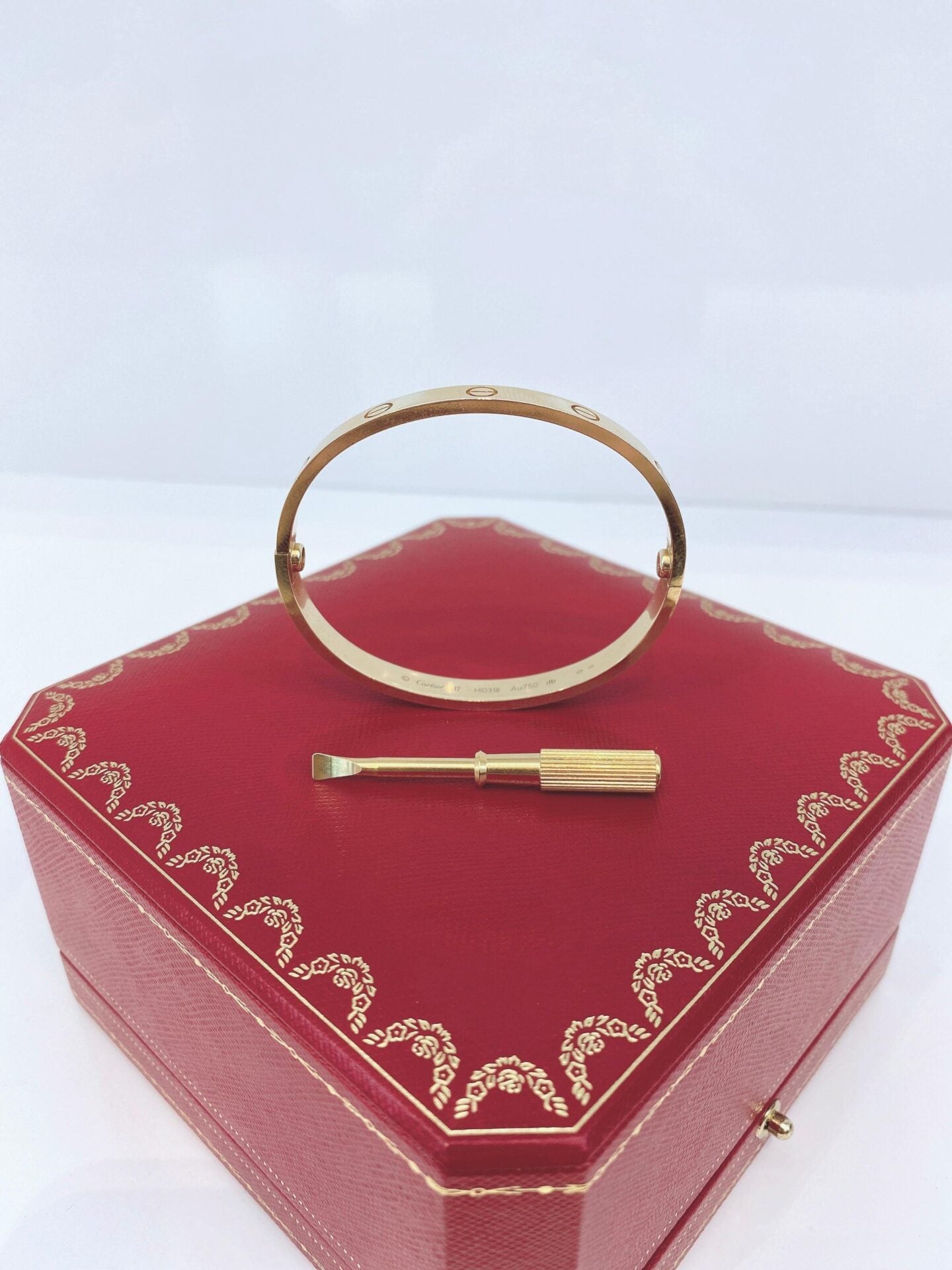 18K YELLOW GOLD LOVE BRACELET CLASSIC MODEL 17