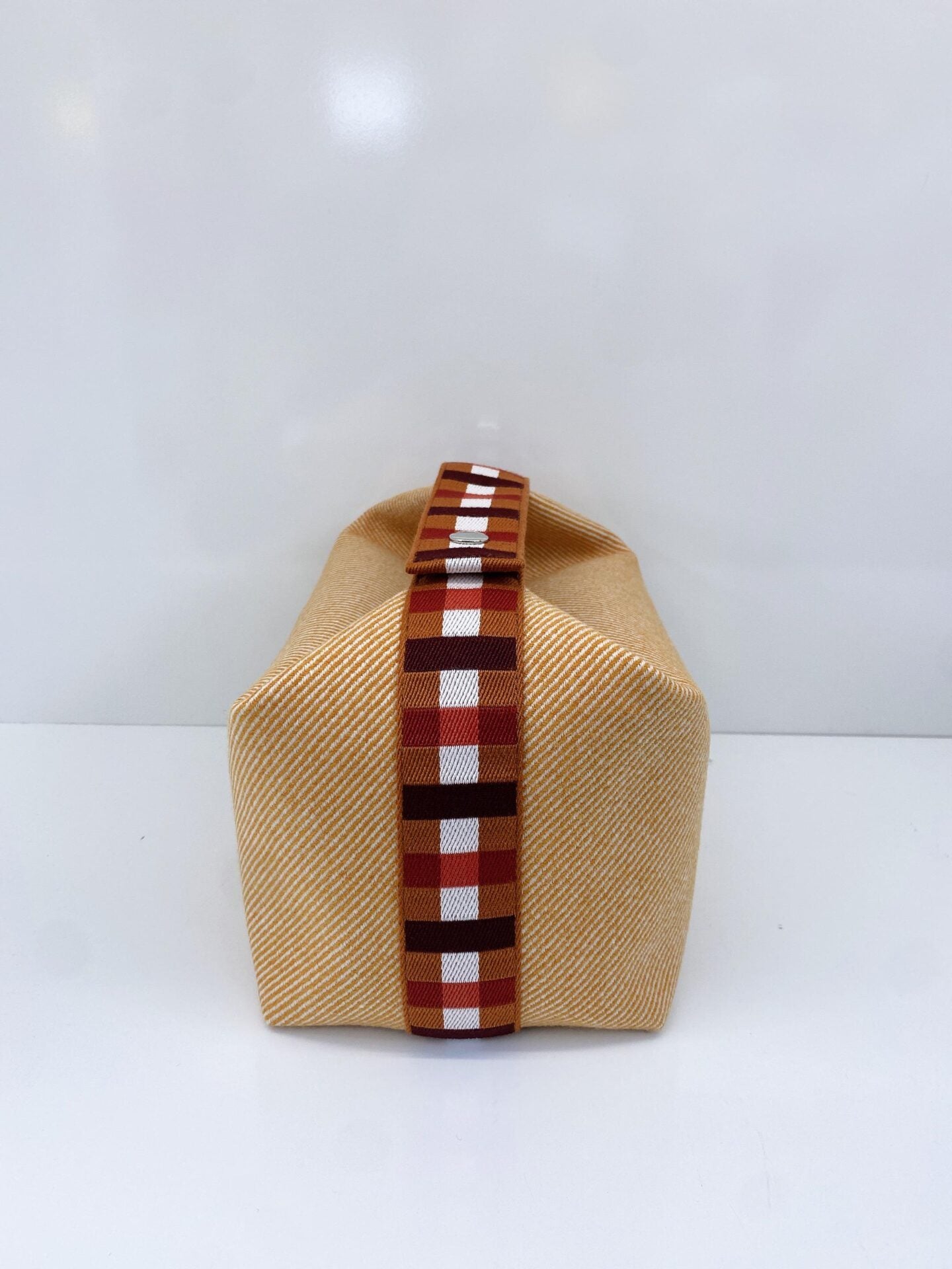 BICOLOR WOOL TWILL BRIDE-A-BRAC AU CARRE CASE, LARGE MODEL