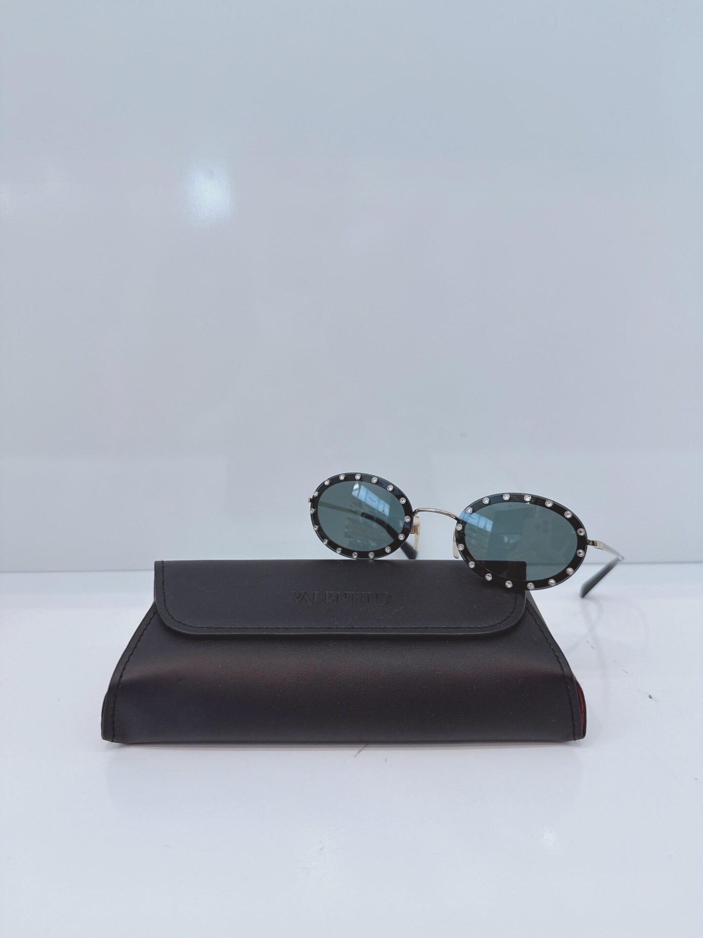 BLACK GOLD TONE RIMLESS ROUND VA2027 3003771 SUNGLASSES