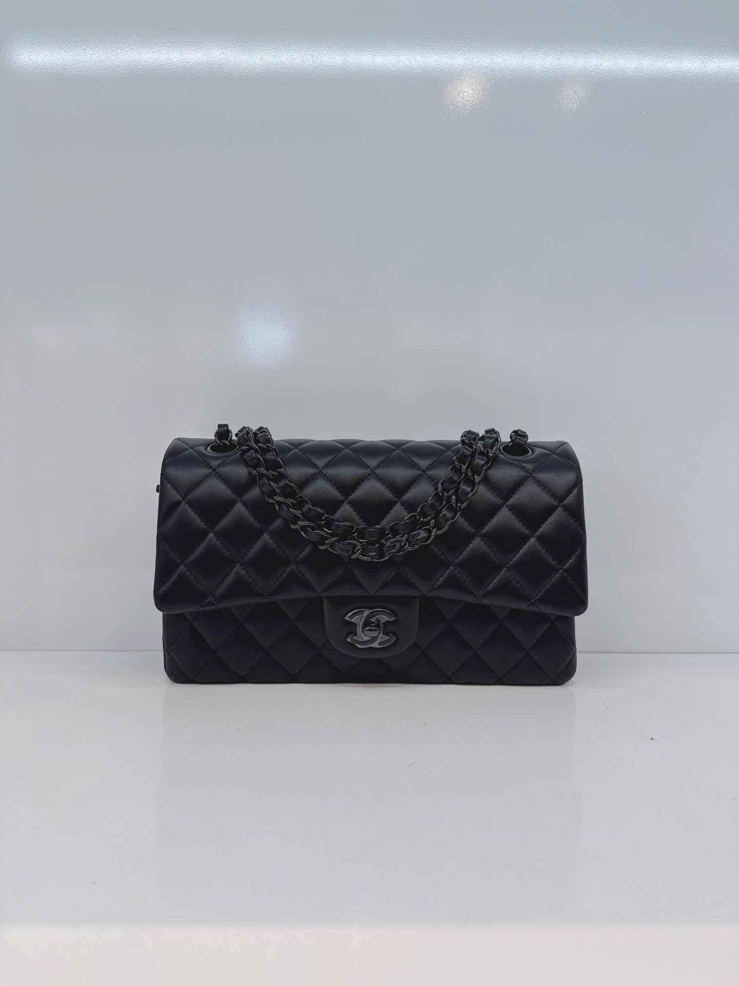 SO BLACK QUILTED LAMBSKIN LEATHER MEDIUM CLASSIC DOUBLE FLAP HANDBAG