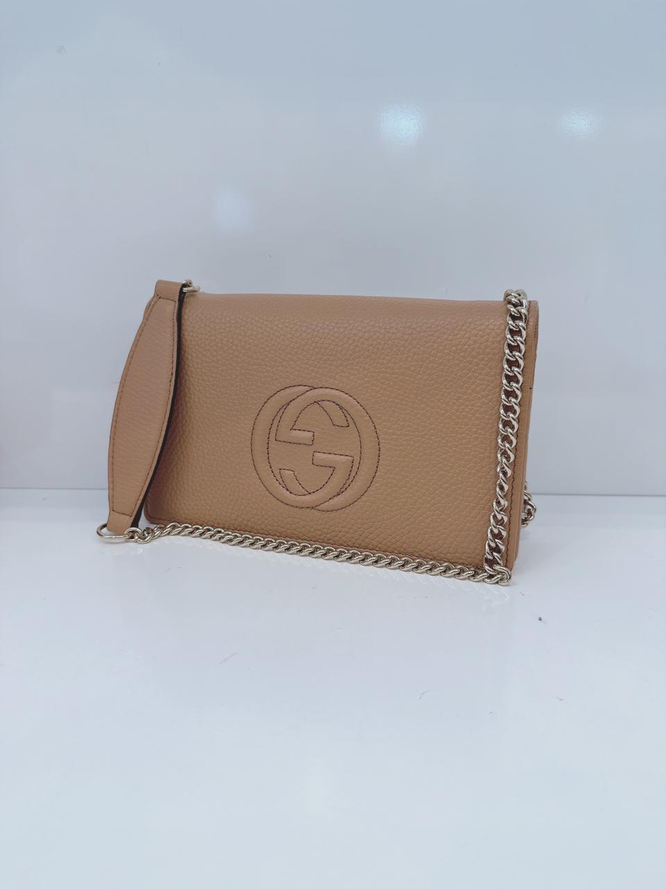 BEIGE CALFSKIN SOHO WALLET ON CHAIN