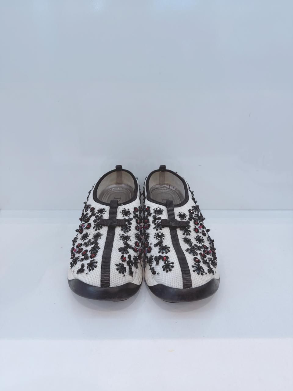 WHITE MESH FUSION EMBELLISHED SLIP ON SNEAKERS 40.5