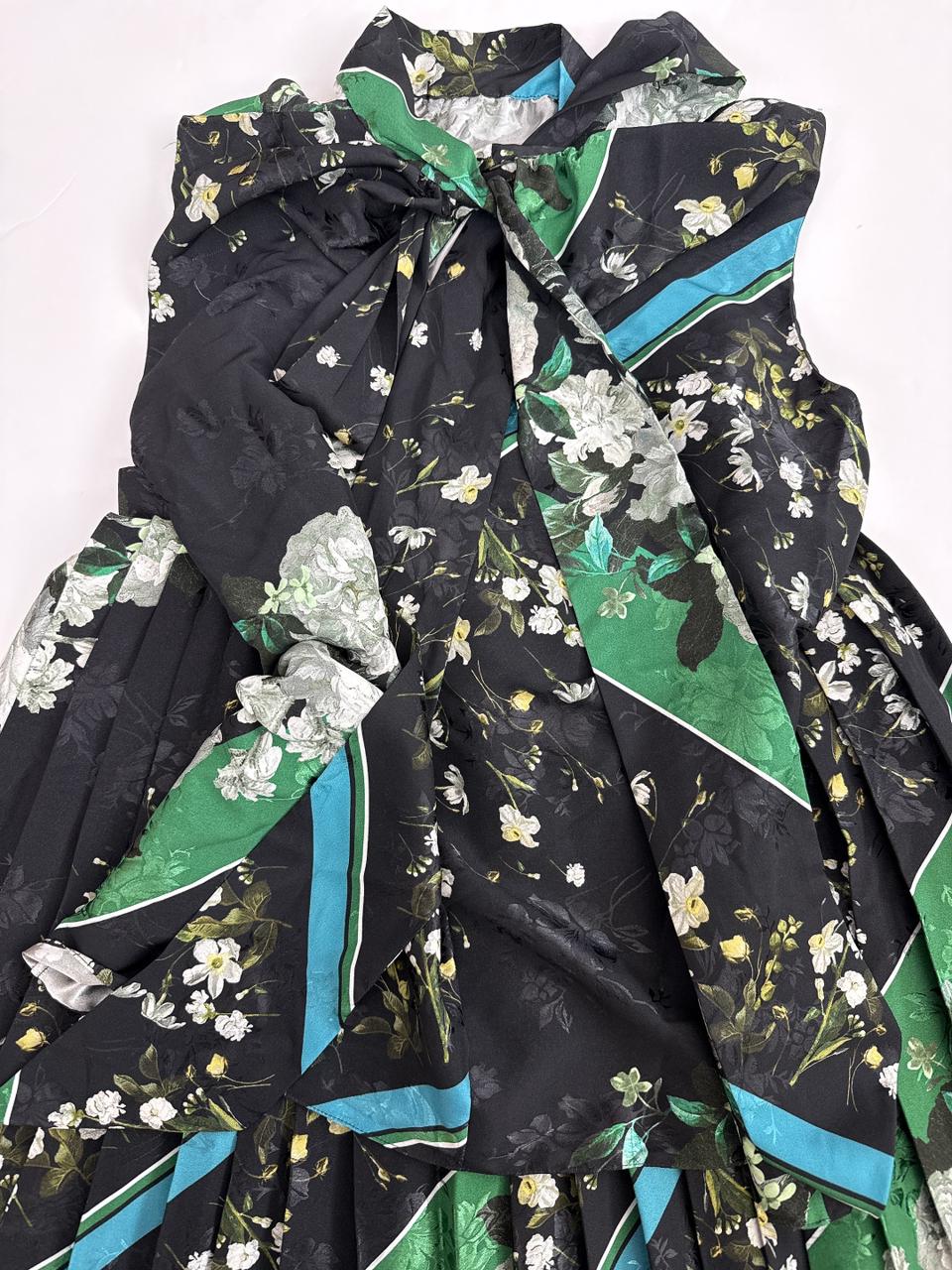 BLACK MULTICOLOR FLORAL PRINT TOP AND SKIRT SET 38/36