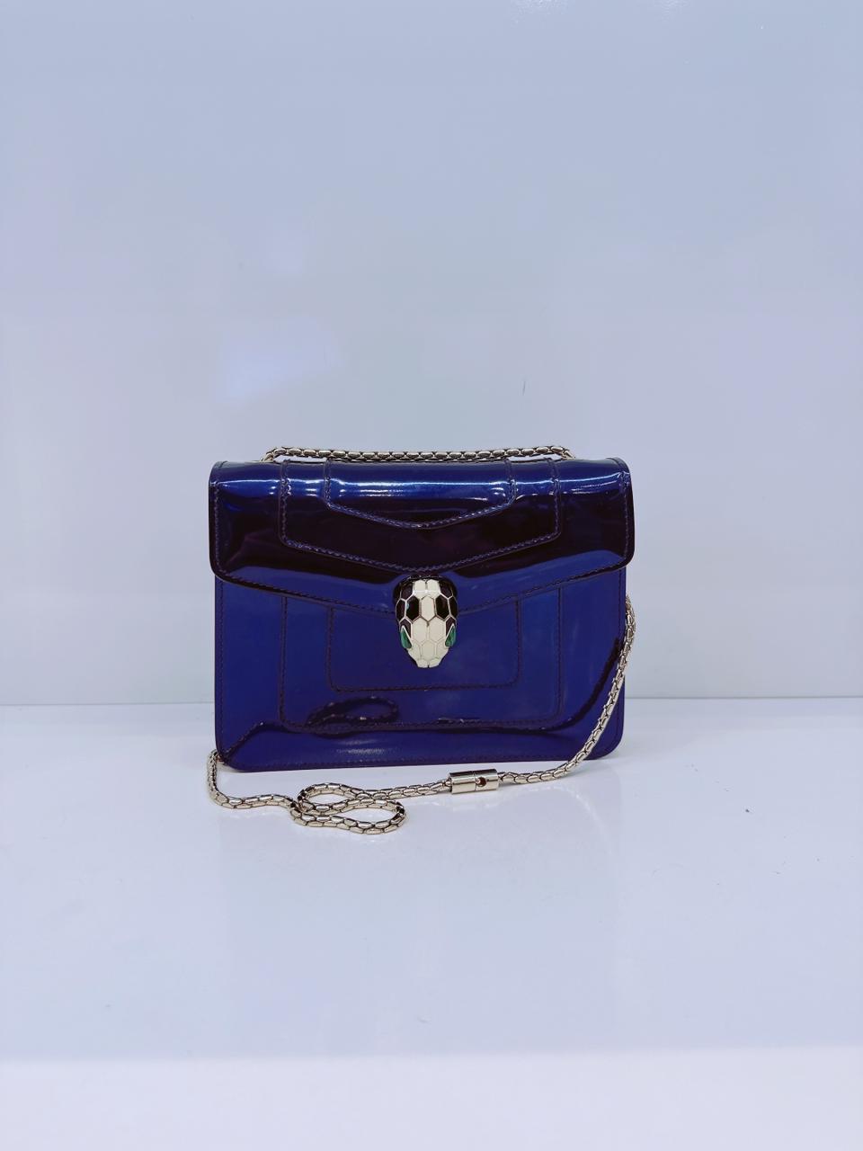 BLUE PATENT LEATHER SMALL SERPENTI FOREVER SHOULDER BAG