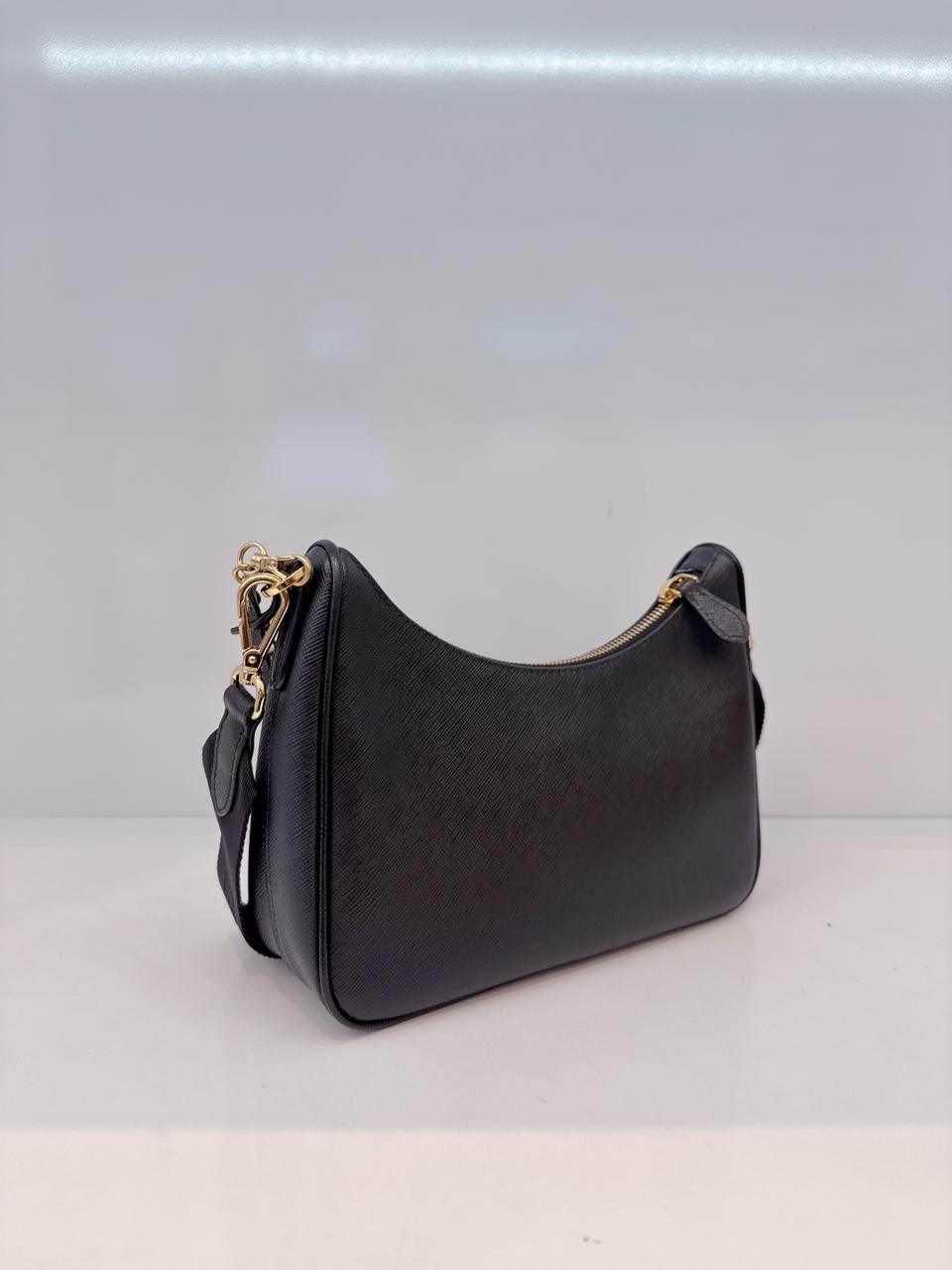 BLACK SAFFIANO LEATHER RE-EDITION 2005 SHOULDER BAG