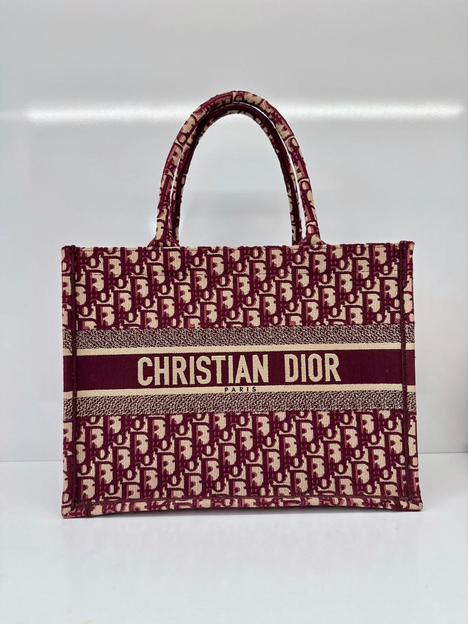 BURGUNDY OBLIQUE MEDIUM BOOK TOTE
