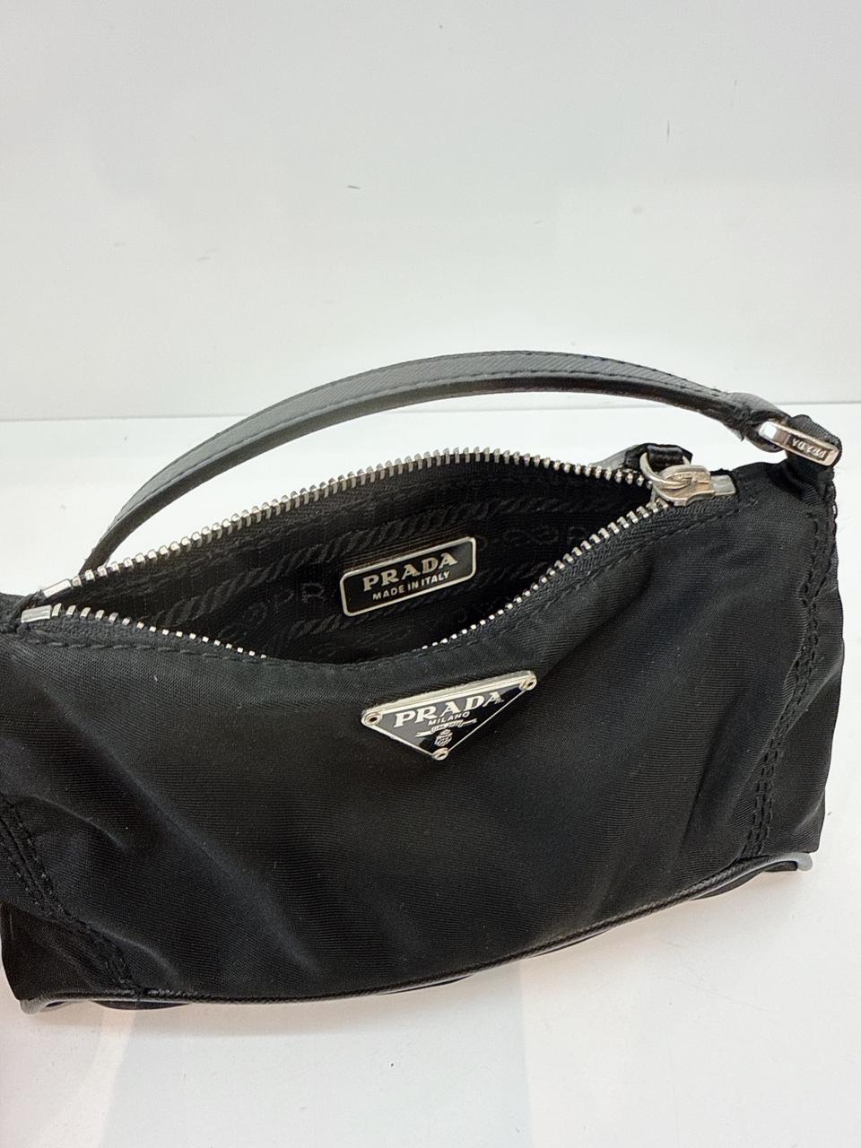 BLACK NYLON TESSUTO TOP HANDLE BAG