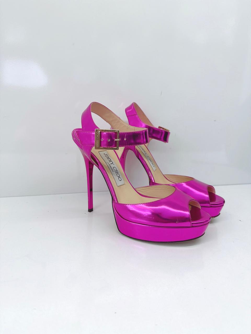 FUCHSIA PATENT LEATHER PEEP TOE PLATFORM ANKLE STRAP SANDALS 37