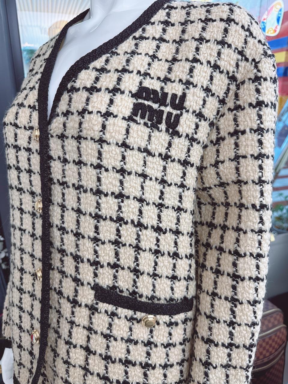 BOUCLE JERSEY SINGLE BREASTED JACKET 40