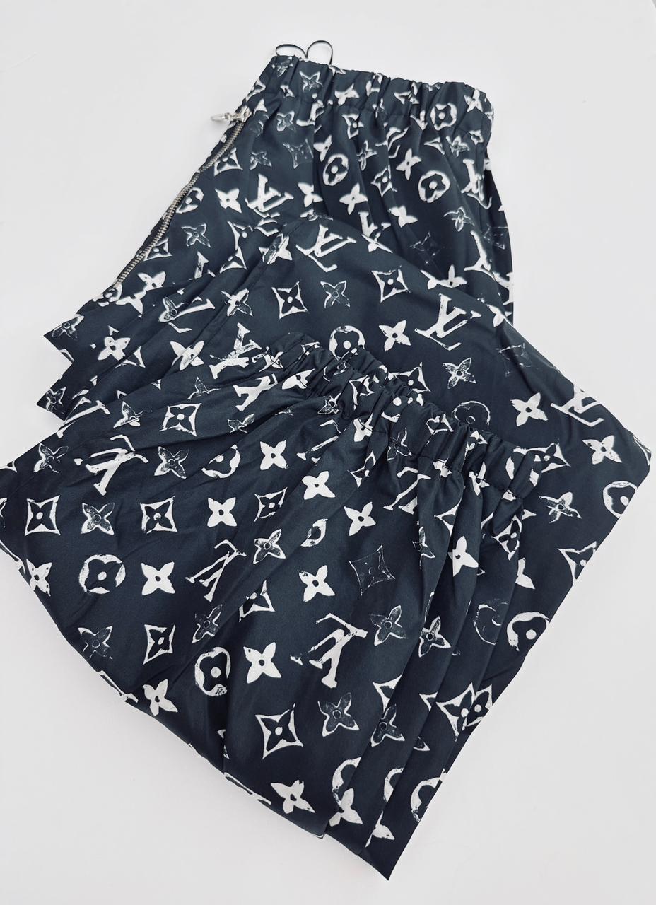 BLACK WHITE STENCIL EFFECT MONOGRAM JOGGING PANTS