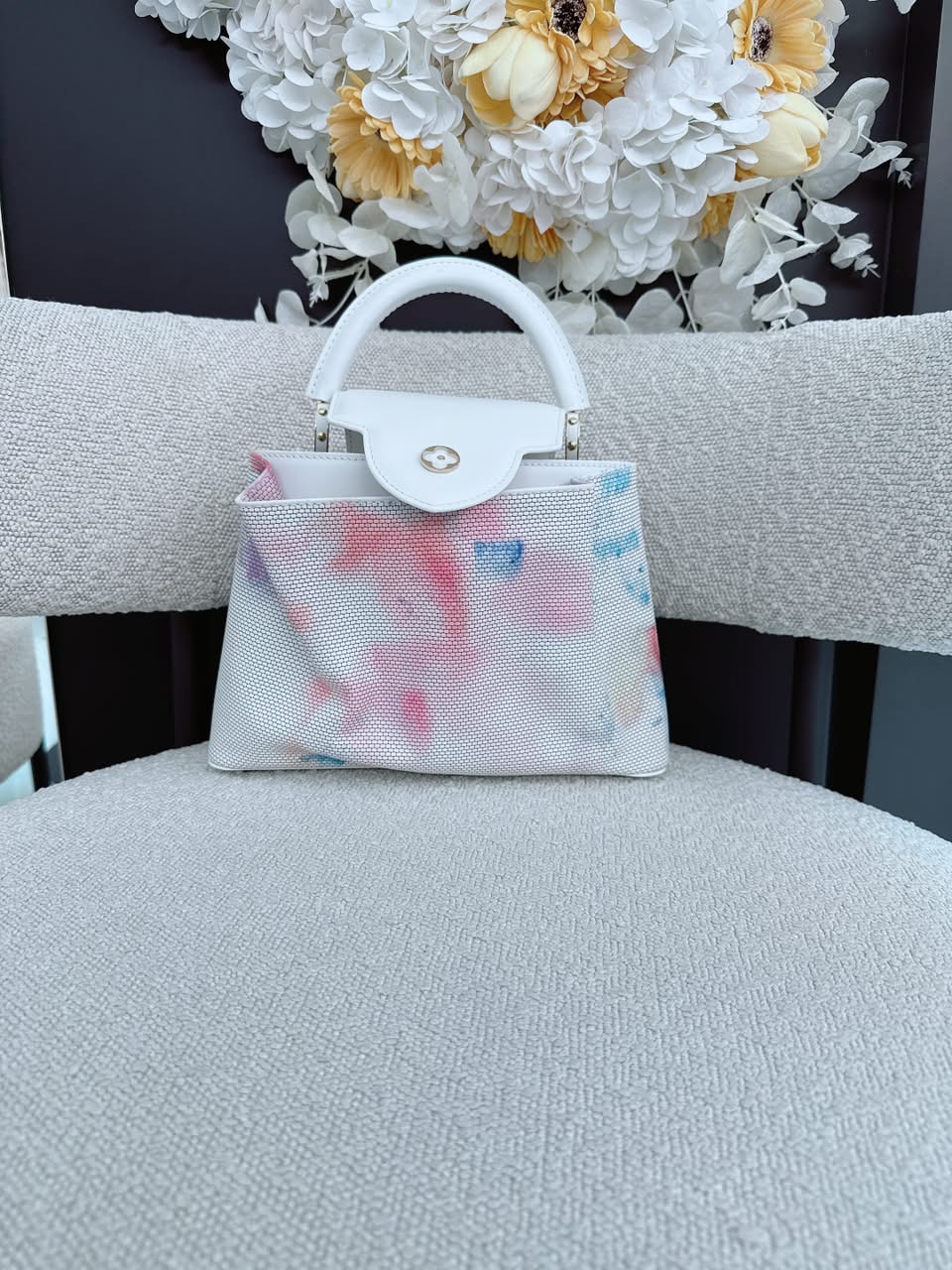 WHITE MULTICOLOR 2023 BB ARTYCAPUCINES LIZA LOU 132/200