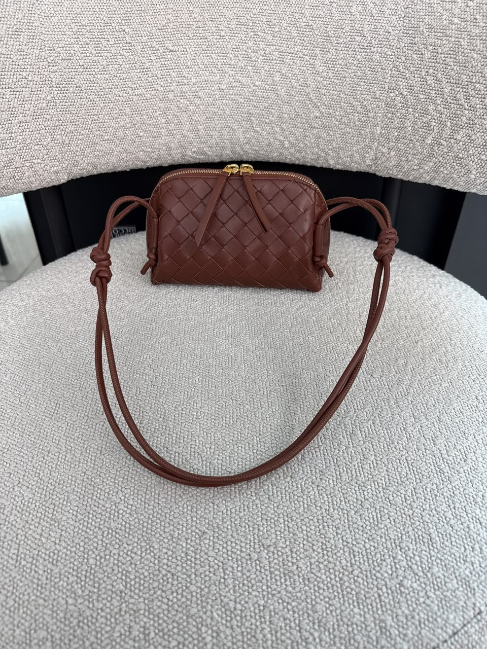 BROWN INTRECCIATO LEATHER MINI CONCERT POUCH