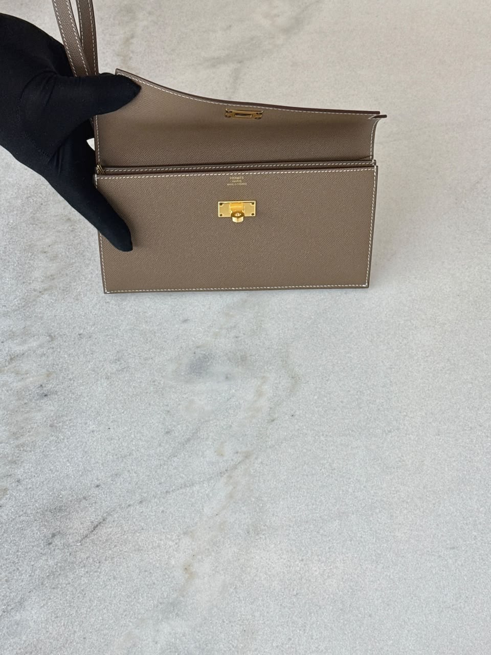 ETOUPE KELLY POCKET MADAME CALFKIN LONG WALLET