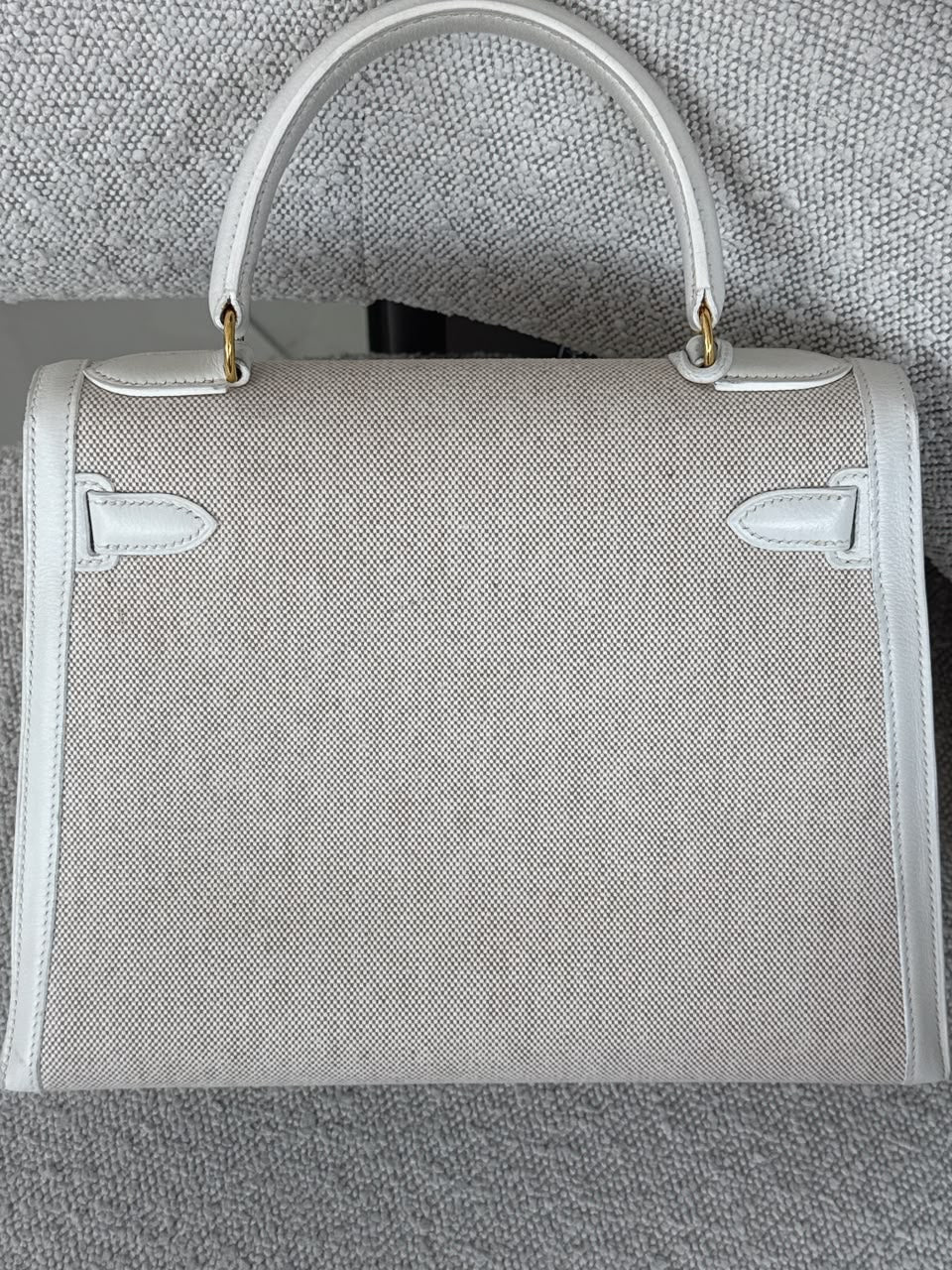 BEIGE CANVAS AND WHITE LEATHER KELLY SELLIER 28 GOLD HARDWARE
