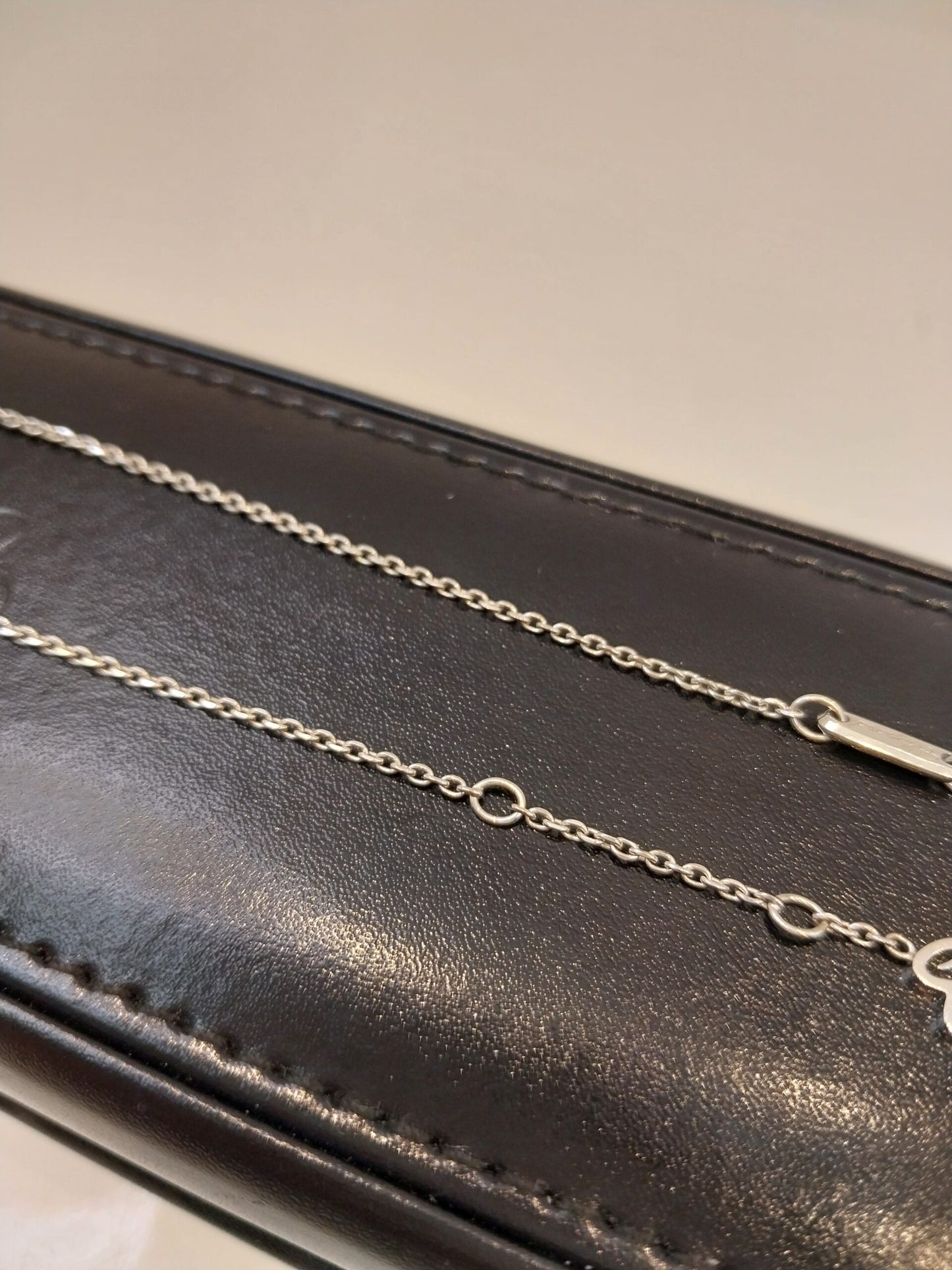 18K WHITE GOLD ICE CUBE NECKLACE