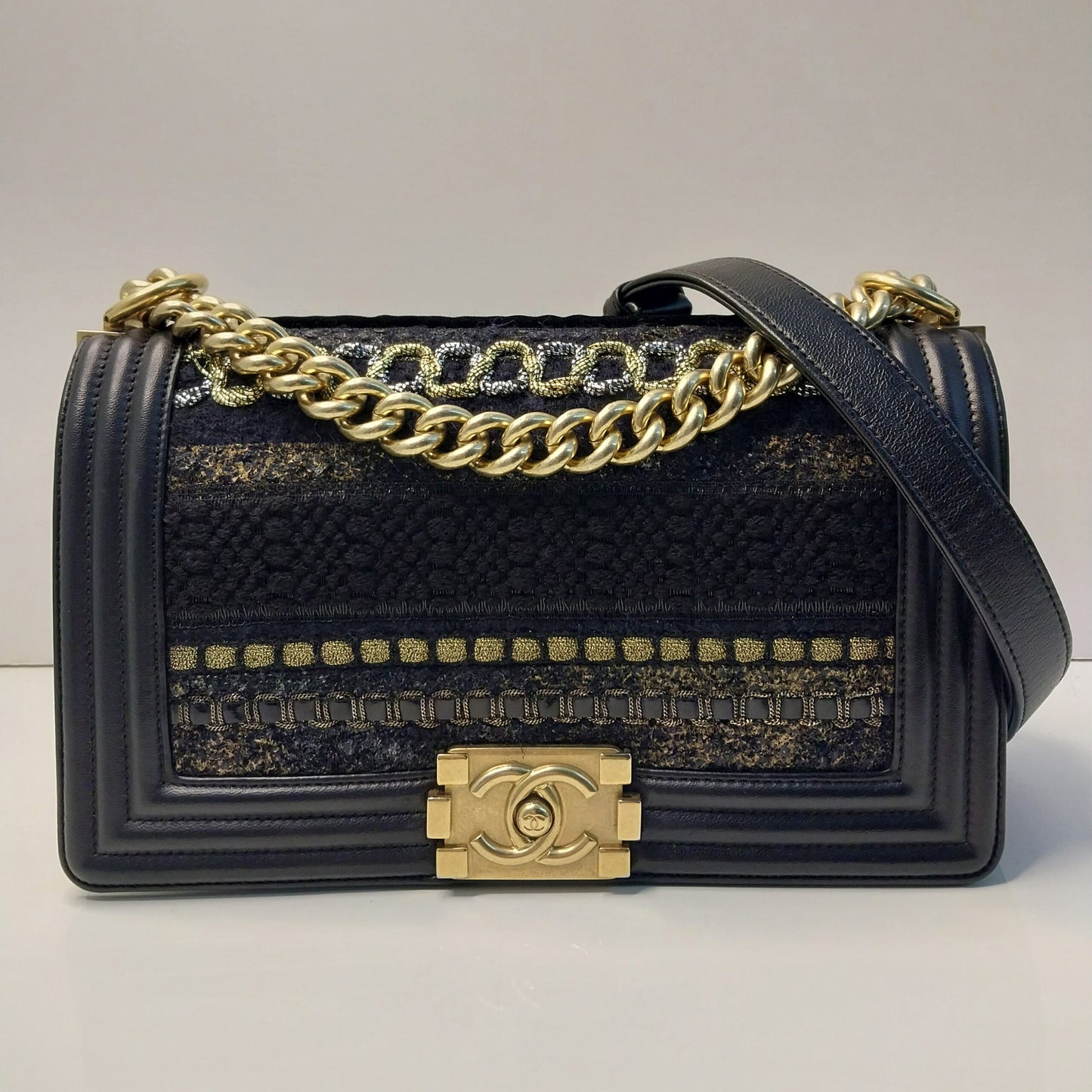 BLACK LEATHER BRAIDED TWEED MEDIUM BOY HANDBAG