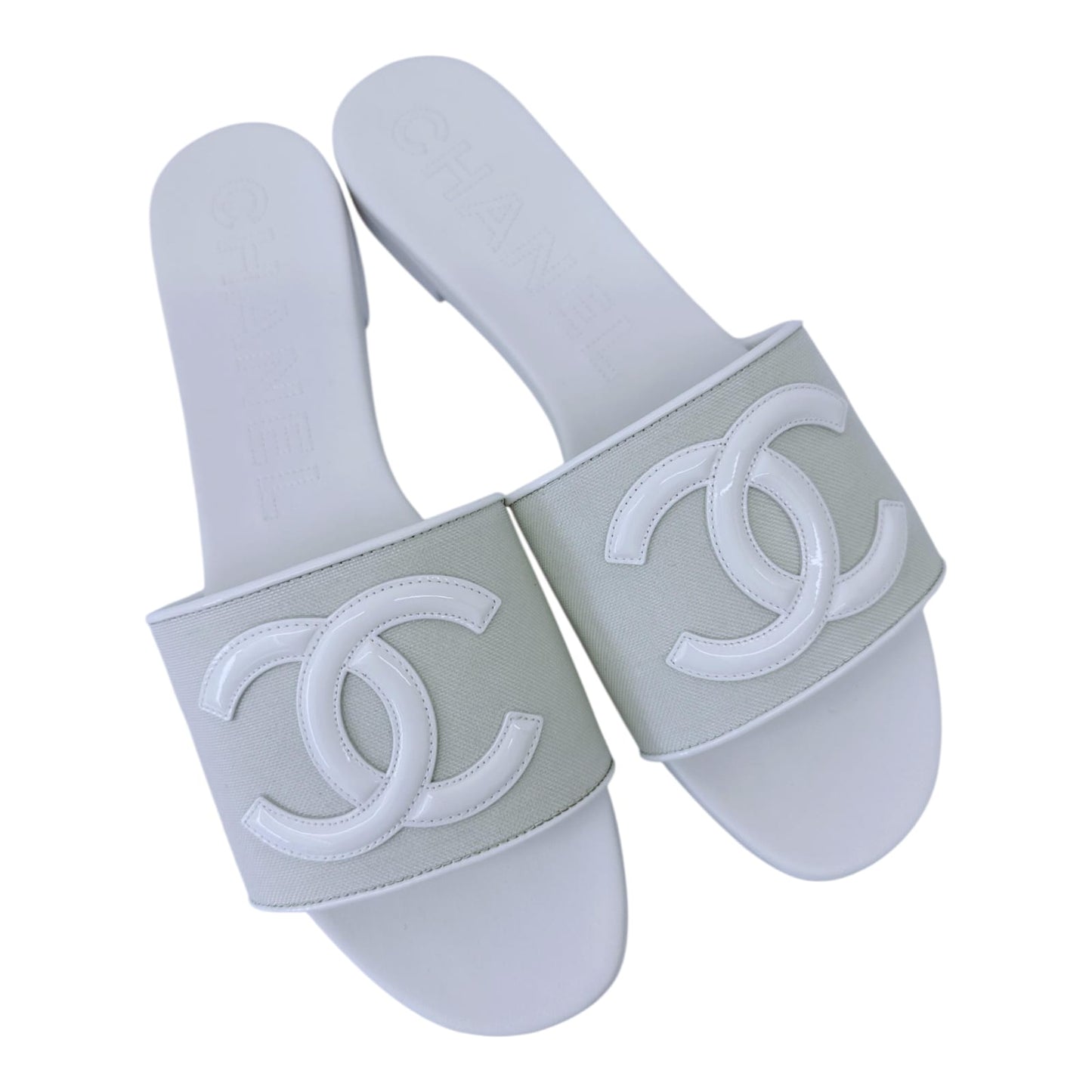 WHITE MESH LEATHER CC LOGO MULES SLIDES FLATS SANDALS 40C