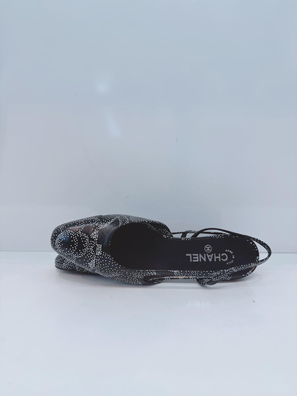 BLACK WHITE CALFSKIN CAMELLIA PRINTED CAP TOE CC SLINGBACK PUMPS 40.5