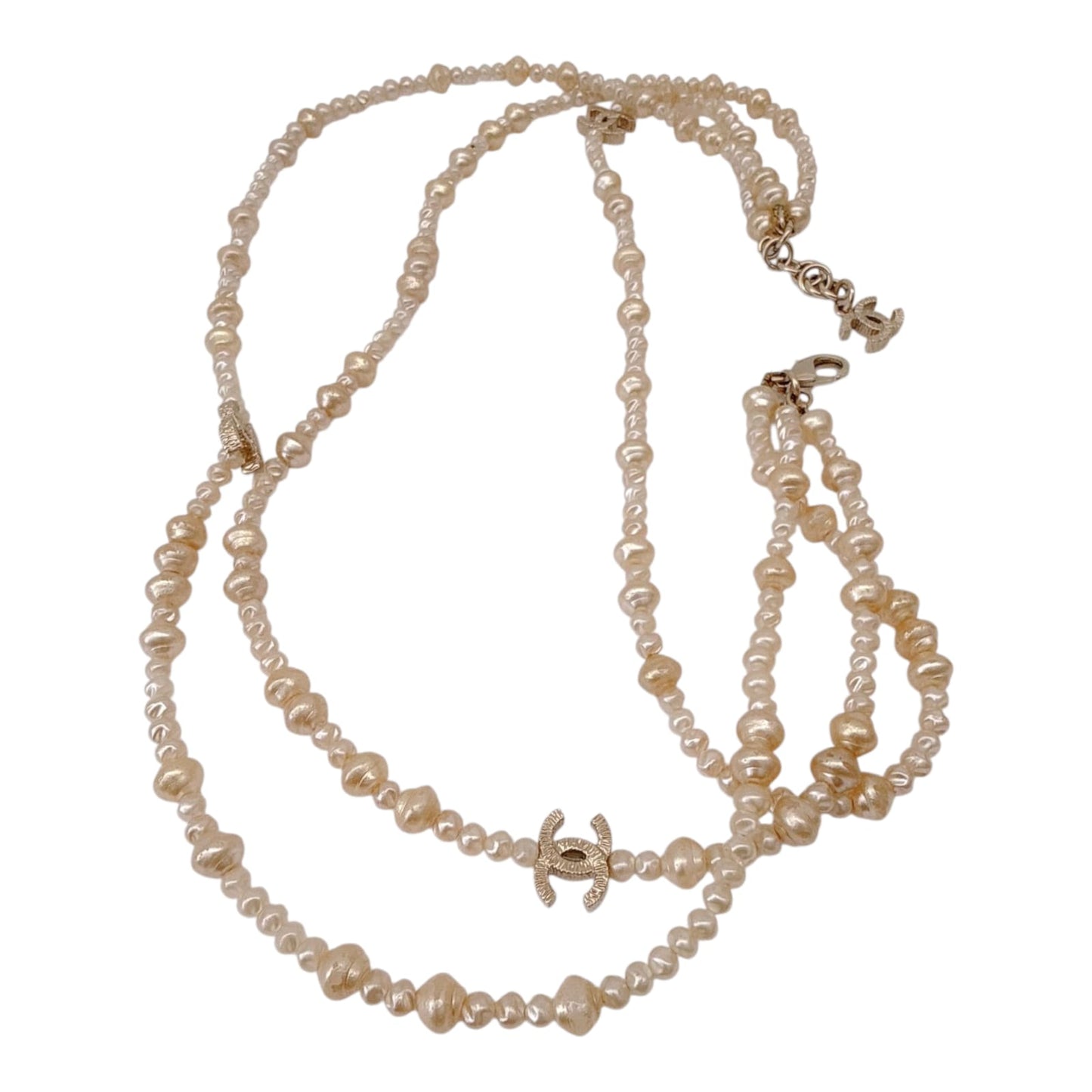 PEARL TRIPLE STRAND CC NECKLACE