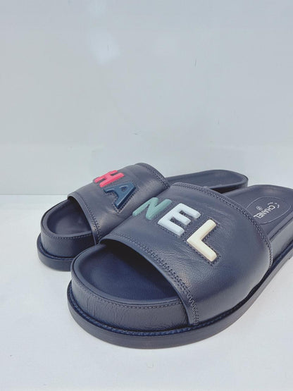 DARK VIOLET MULTICOLOR LOGO SLIDE SANDALS 41C