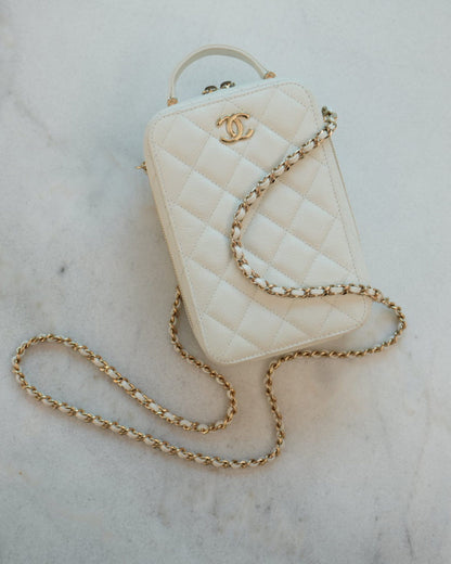 WHITE CAVIAR CC ZIP AROUND TOP HANDLE VERTICAL VANITY CASE