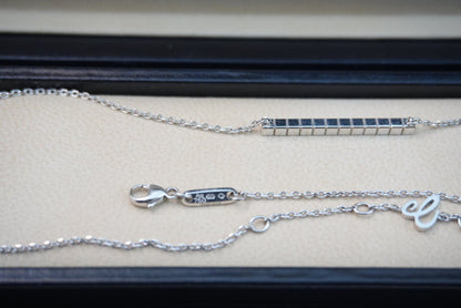 18K WHITE GOLD ICE CUBE NECKLACE