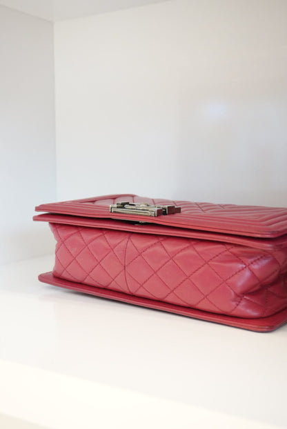 DARK PINK CHEVRON CALFSKIN LEATHER MEDIUM BOY FLAP BAG RUTHENIUM HARDWARE