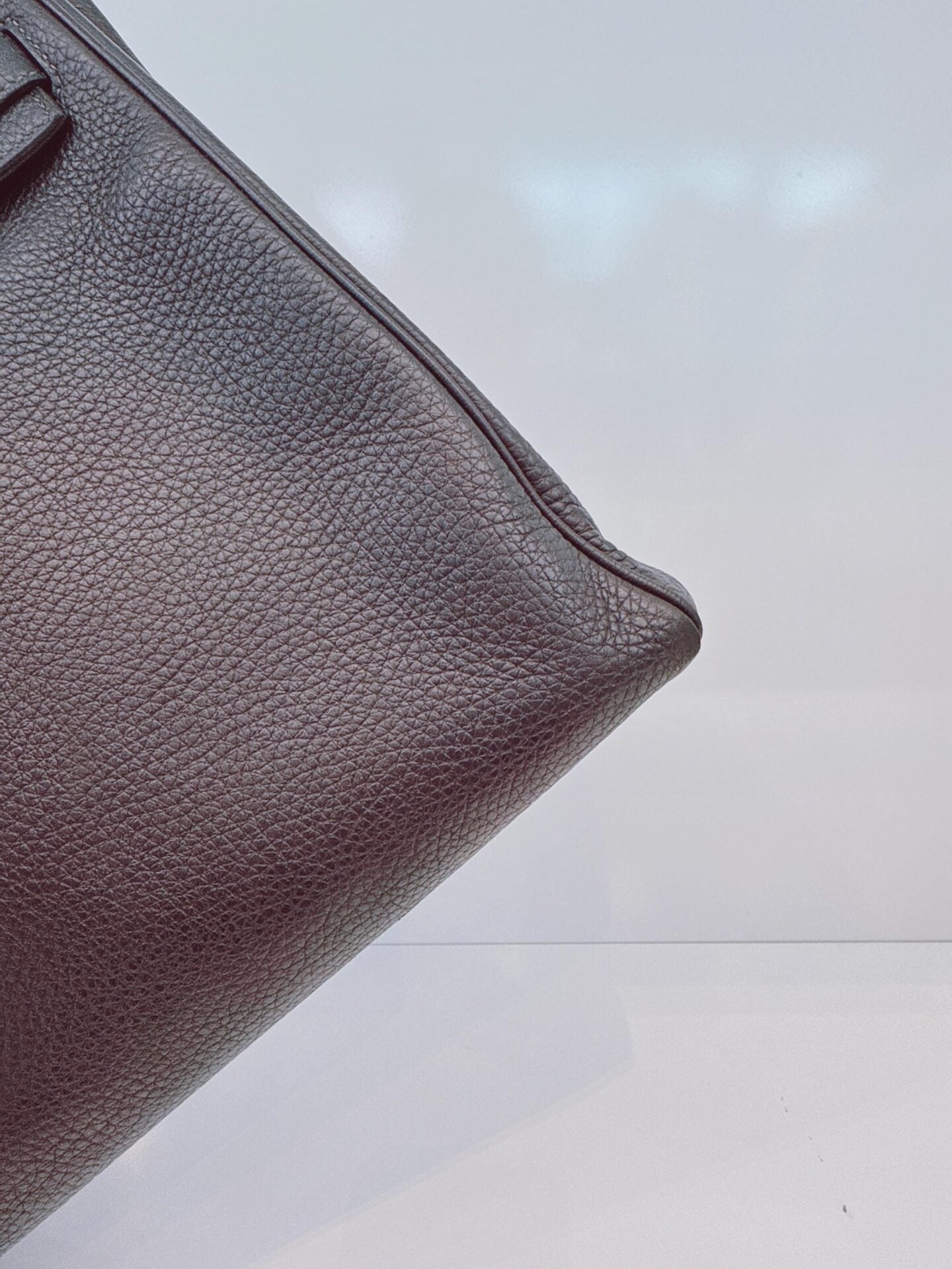 BLEU OBSCUR KELLY 35 CLEMENCE LEATHER GOLD HARDWARE