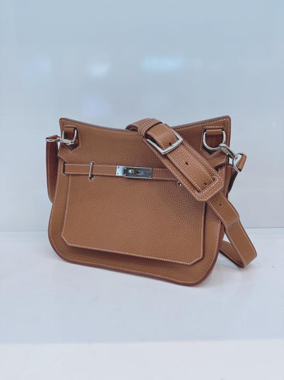 GOLD CLEMENCE LEATHER JYPSIERE 28 PALLADIUM HARDWARE BAG