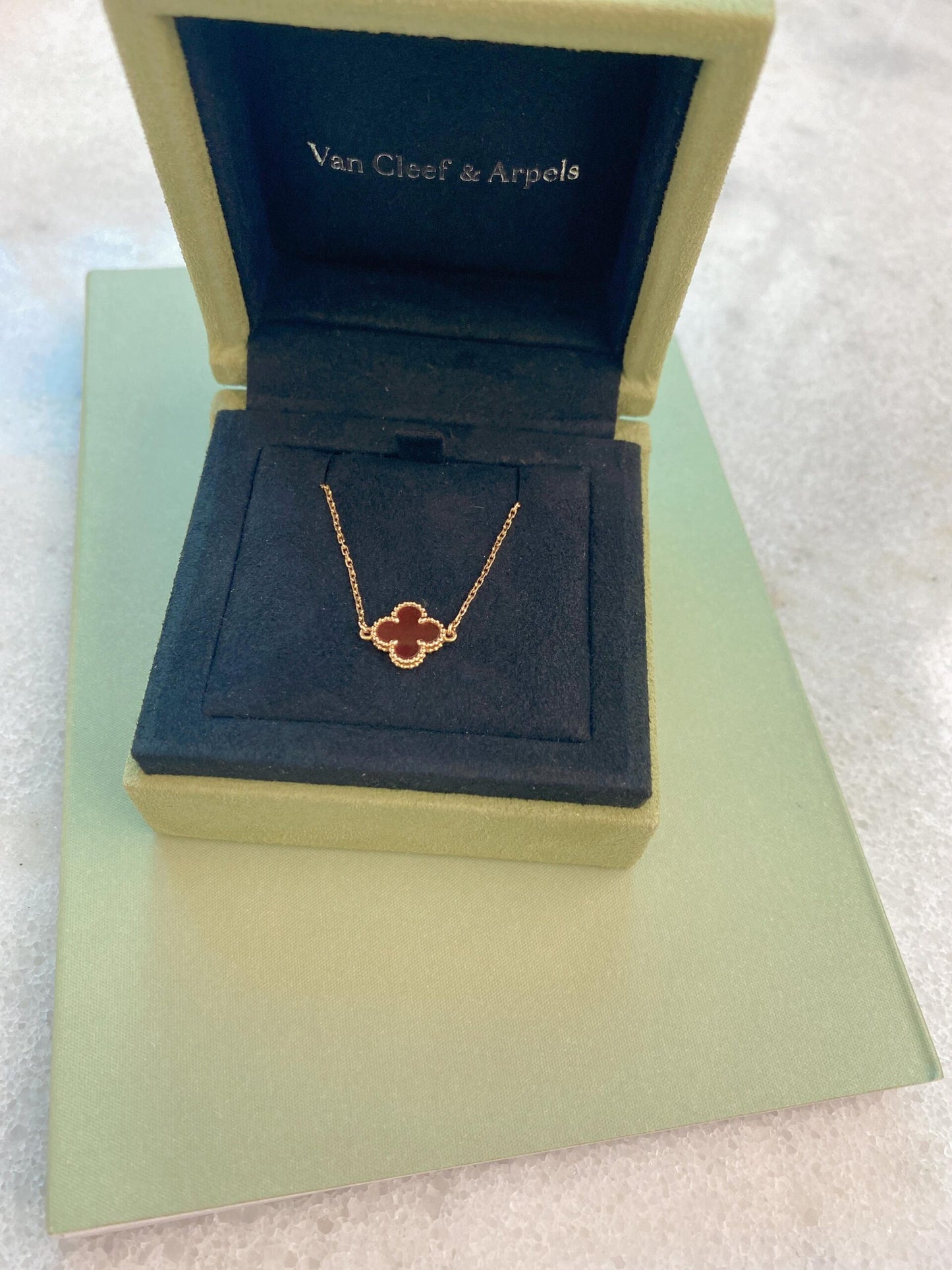 SWEET ALHAMBRA CARNELIAN 18K ROSE GOLD BRACELET