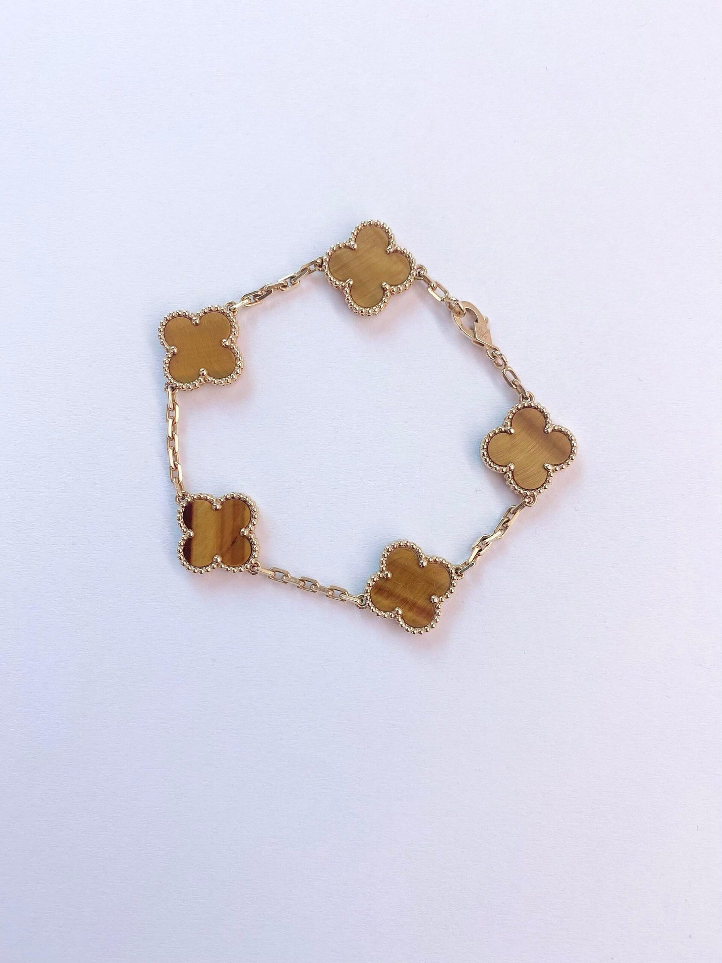 VINTAGE ALHAMBRA TIGERS EYE 18K YELLOW GOLD 5 MOTIF STATION BRACELET