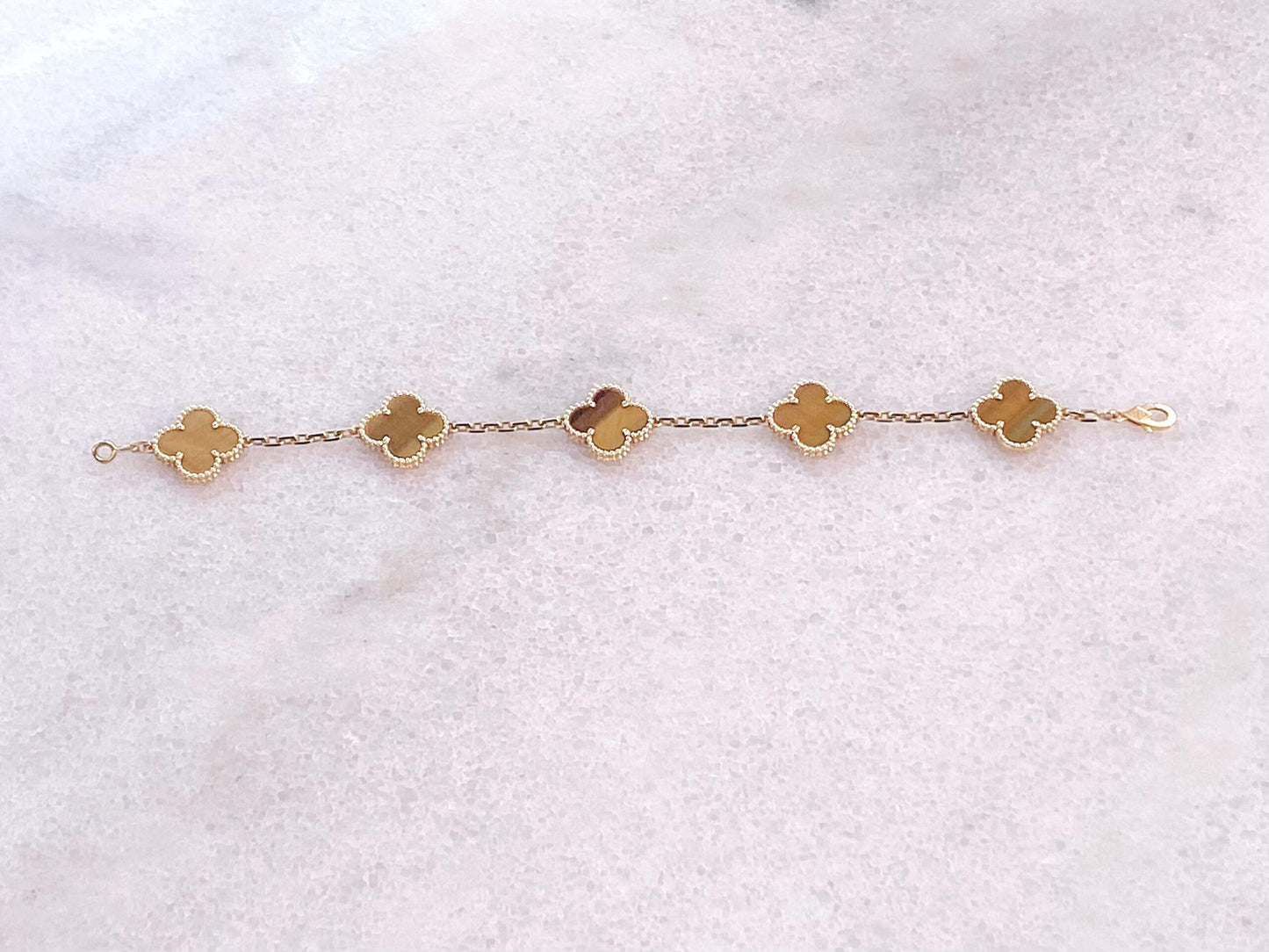 VINTAGE ALHAMBRA TIGERS EYE 18K YELLOW GOLD 5 MOTIF STATION BRACELET