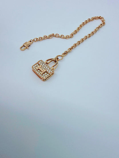18K ROSE GOLD DIAMOND CONSTANCE PENDANT NECKLACE AND AMULETTES CONSTANCE BRACELET  SET