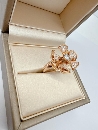 18K ROSE GOLD AND DIAMOND DIVA'S DREAM DIVISSIMA EARCLIPS AND DIVA'S DREAM RING