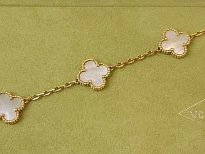 VINTAGE ALHAMBRA MOTHER OF PEARL 18K YELLOW GOLD 5 MOTIF BRACELET