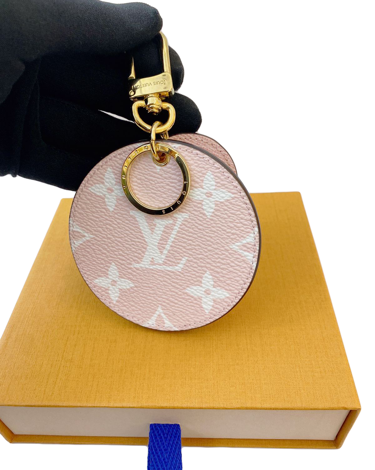 ROUND ILLUSTRE KEYCHAIN LIMITED EDITION COLORED MONOGRAM GIANT