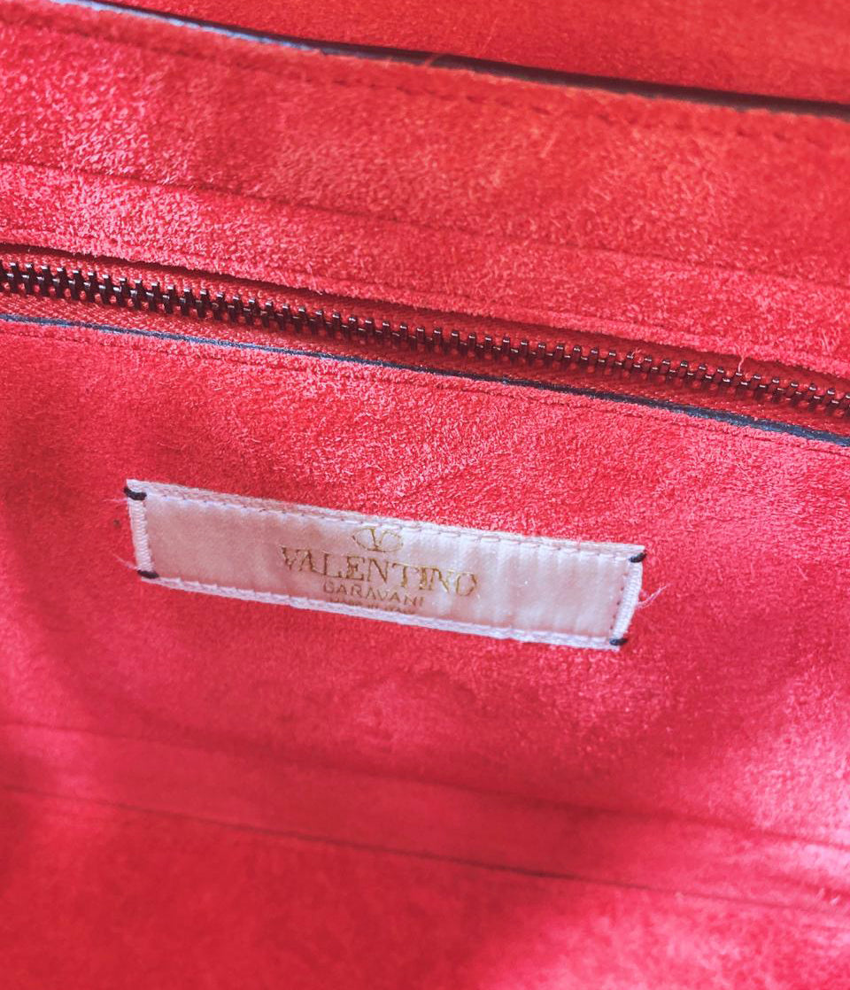 RED LEATHER GUITAR ROLLING ROCKSTUD SHOULDER BAG