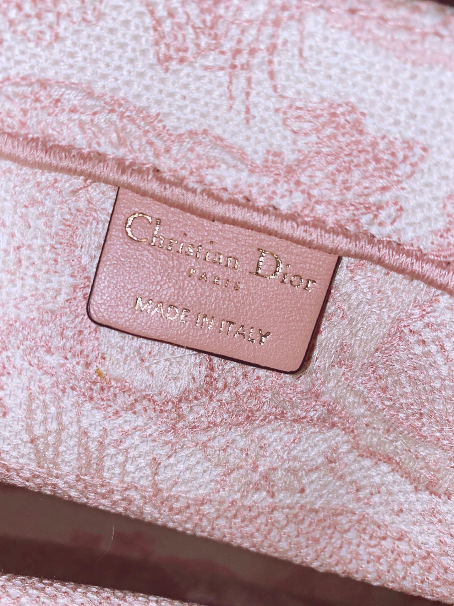 PINK/WHITE EMBROIDERED CANVAS TOILE DE JOUY MEDIUM BOOK TOTE