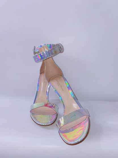 SILVER METALLIC ANKLE STRAP HEELS  40