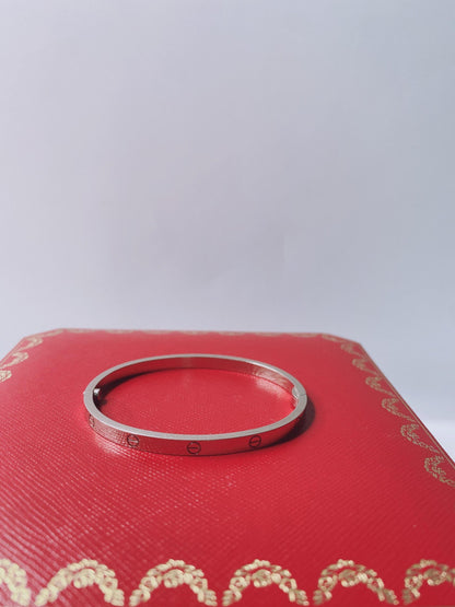 18K WHITE GOLD LOVE BRACELET, SMALL MODEL 15