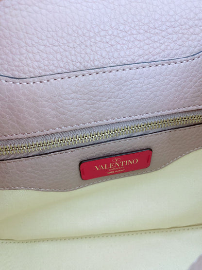 BLUSH PINK PEBBLED CALFSKIN JOYLOCK FLAP MESSENGER BAG