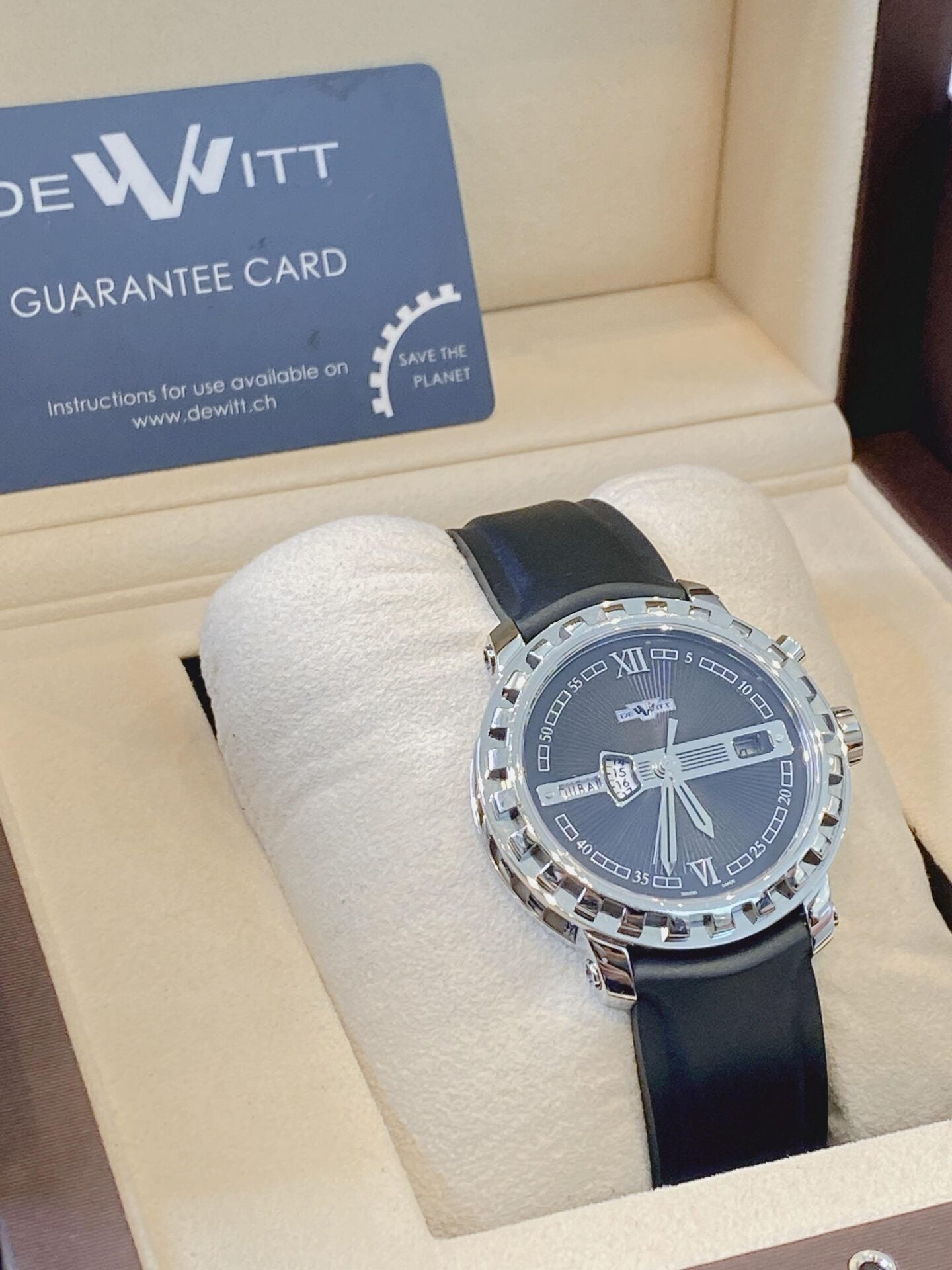 NEW ACADEMIA HORA MUNDI NO.078/200 WATCH