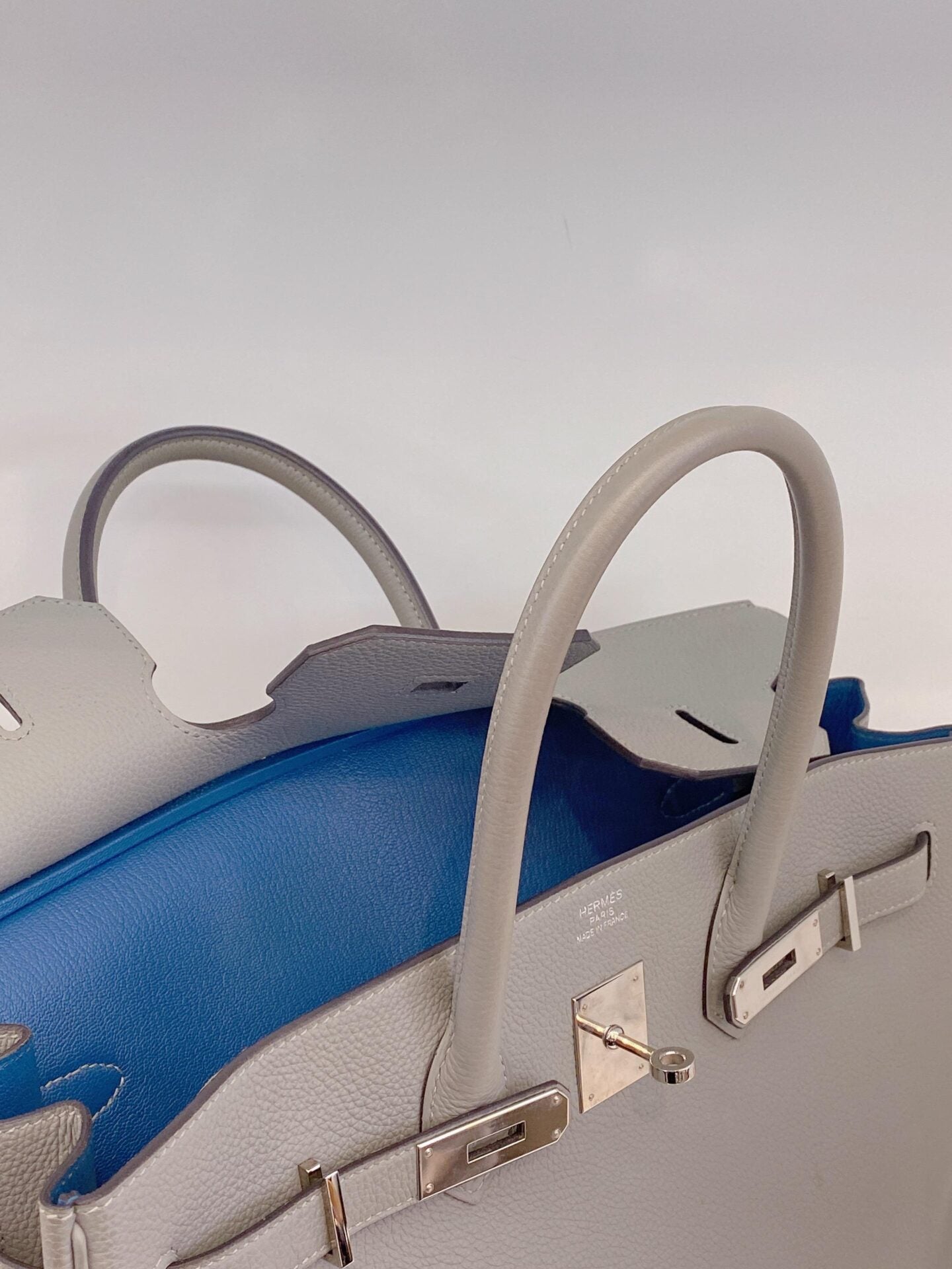 LIMITED EDITION GRIS MOUETTE & BLEU AGATE TOGO LEATHER VERSO BIRKIN 35 WITH PALLADIUM HARDWARE