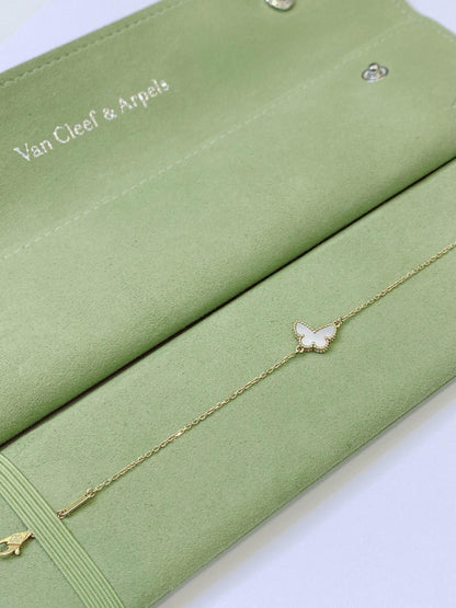 SWEET BUTTERFLY BRACELET 18K YELLOW GOLD MOTHER OF PEARL