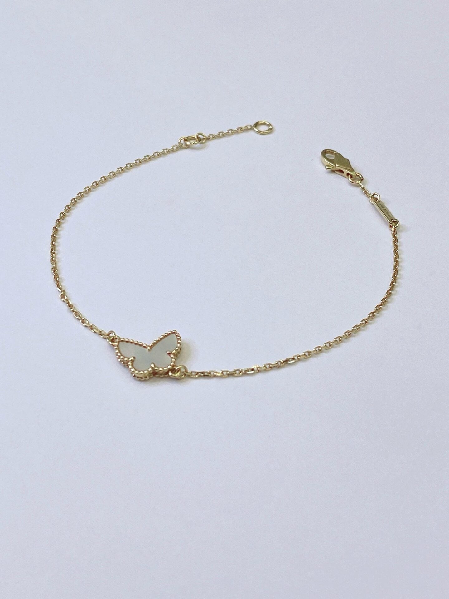 SWEET BUTTERFLY BRACELET 18K YELLOW GOLD MOTHER OF PEARL