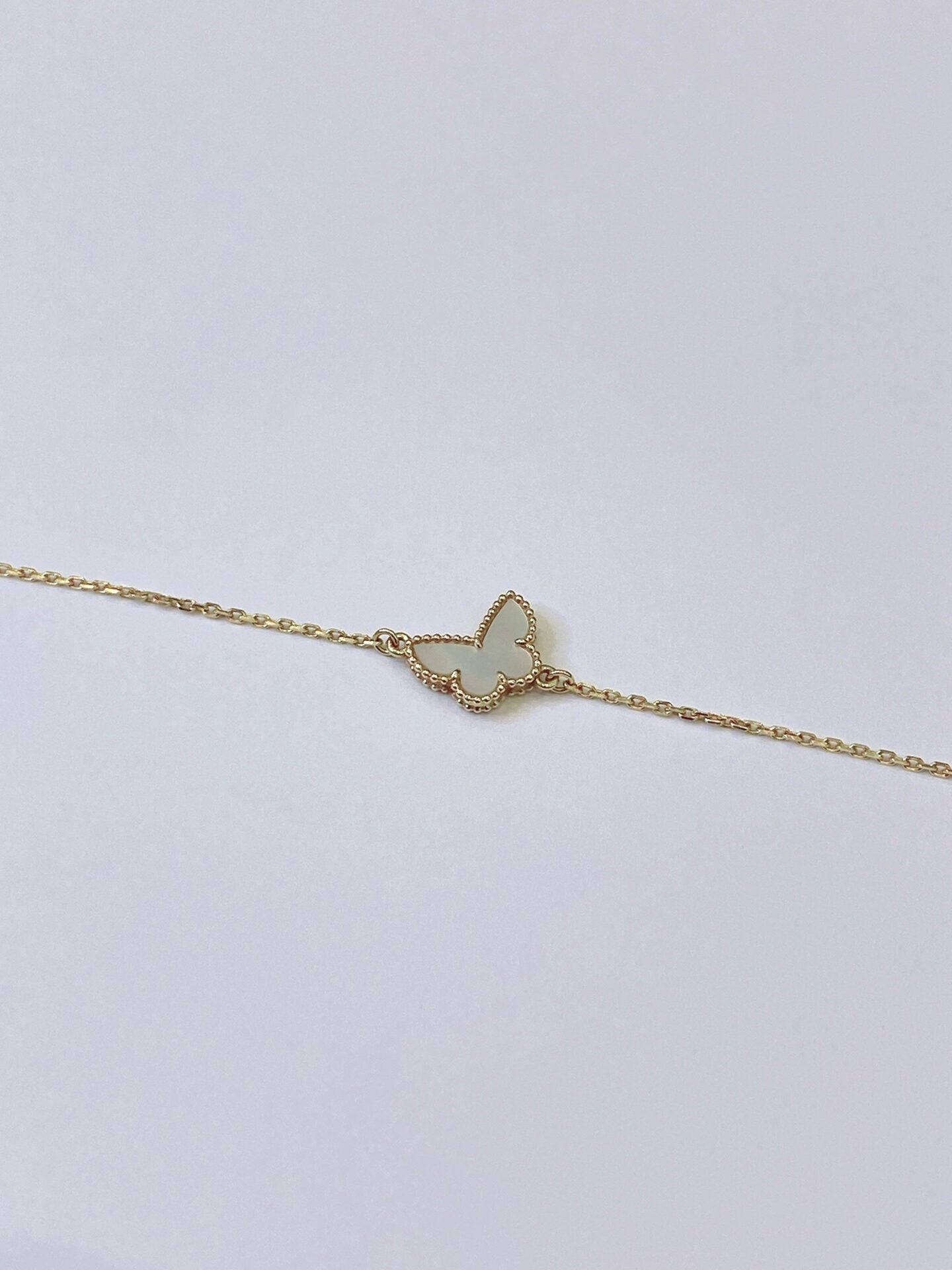 SWEET BUTTERFLY BRACELET 18K YELLOW GOLD MOTHER OF PEARL