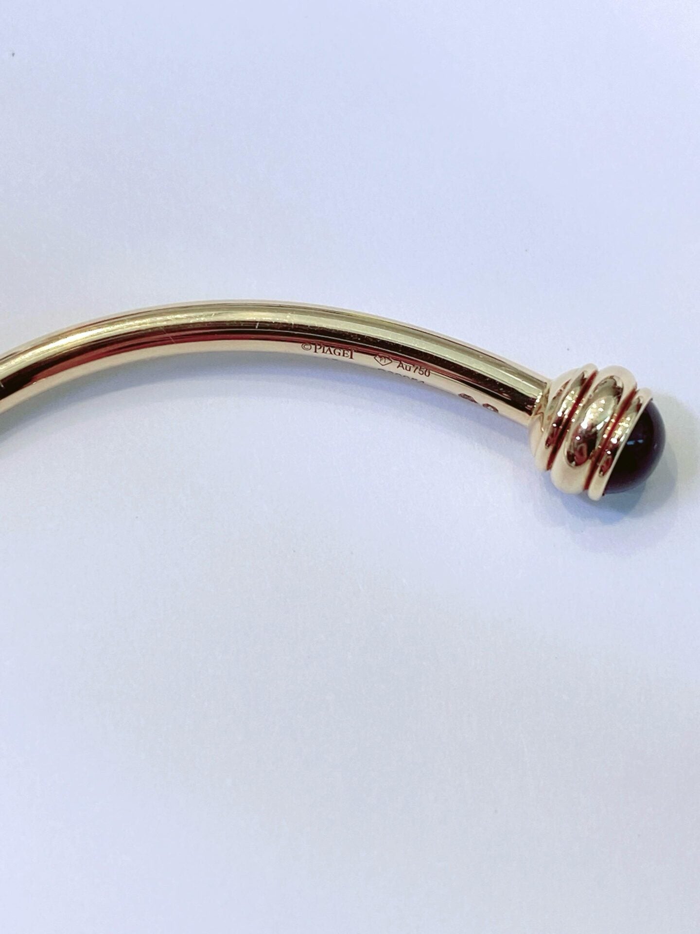 PINK GOLD ONYX POSSESSION BRACELET SIZE 15