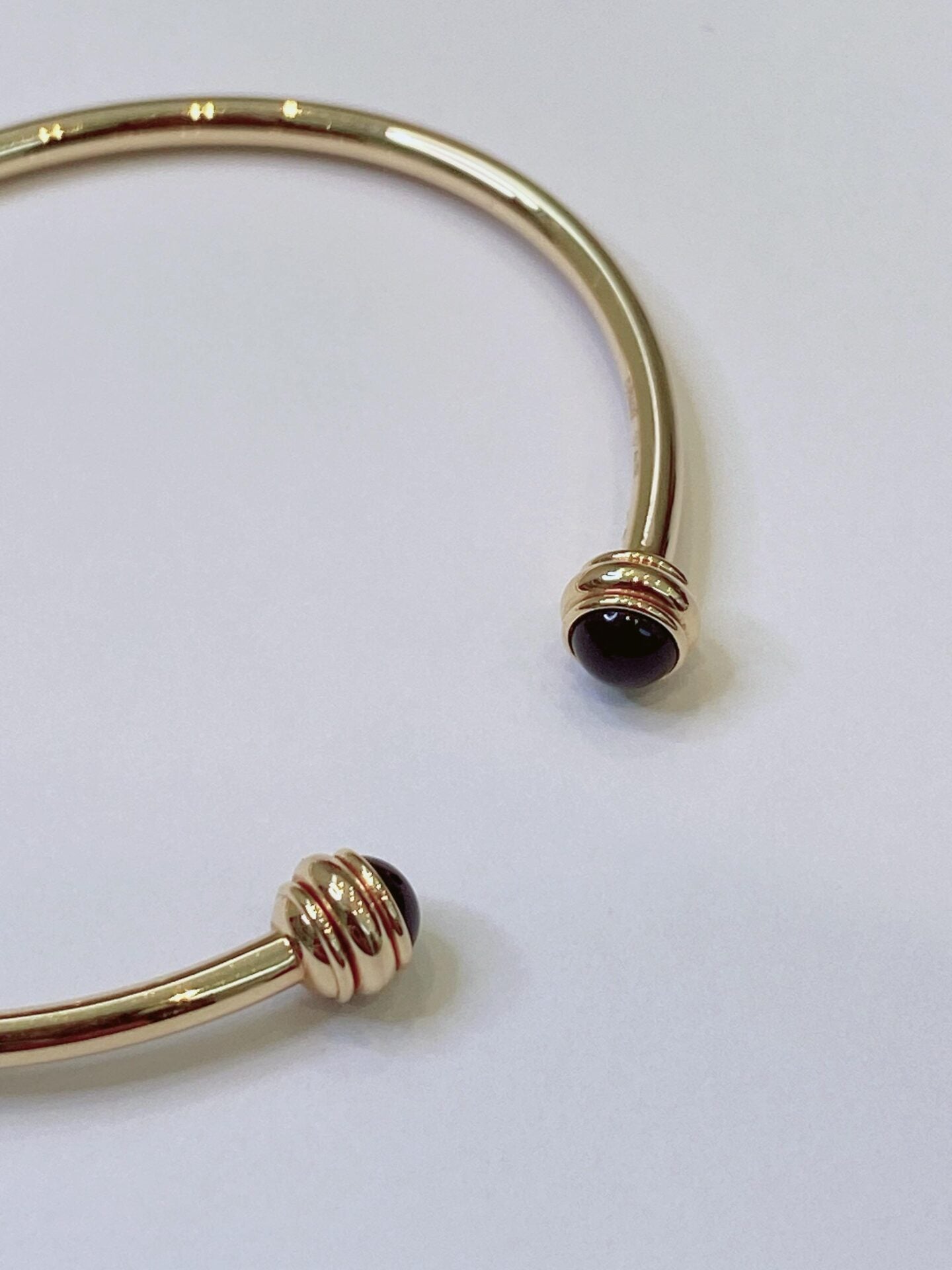 PINK GOLD ONYX POSSESSION BRACELET SIZE 15